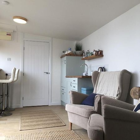 לו 1-Bedroom Chalet With Parking On Site מראה חיצוני תמונה
